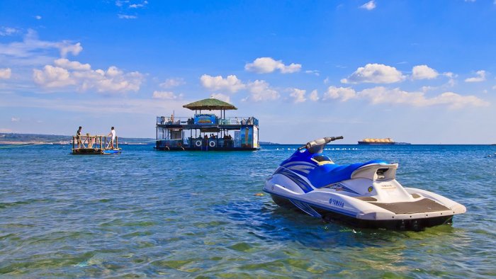 blue-rock-floating-bar.jpg
