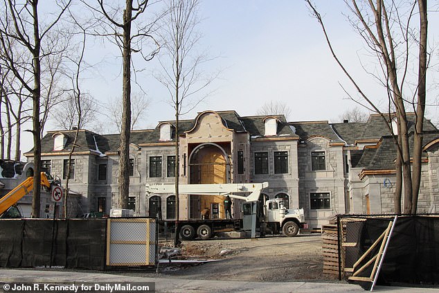 mega mansion.jpg